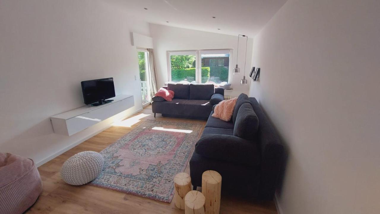 Adenauer Zwoelf - Das 5 Sterne Ferienhaus Mit Sauna Und Garten Am Eifelsteig Kerpen  Buitenkant foto